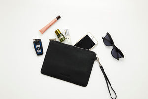 CLASSIC POUCH - BLACK